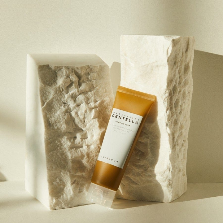 SKIN 1004 foaming cleanser for sensitive and hydrated skin