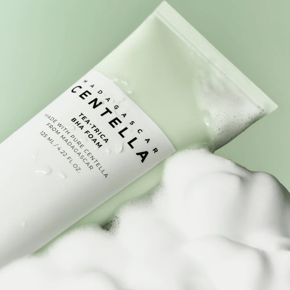 BHA Foam Cleanser with Tea Tree and Centella for clear skin
