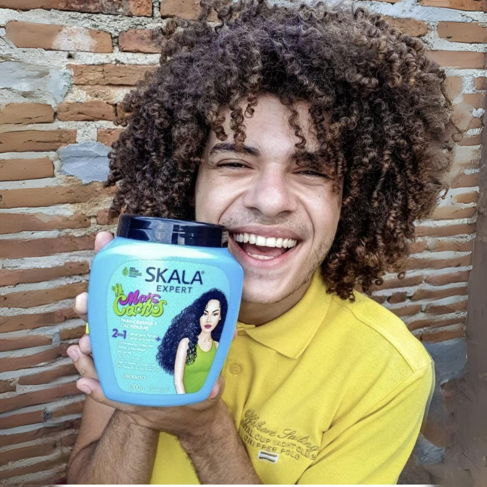 "Skala Expert Mais Cachos frizz control shampoo & conditioner
"
