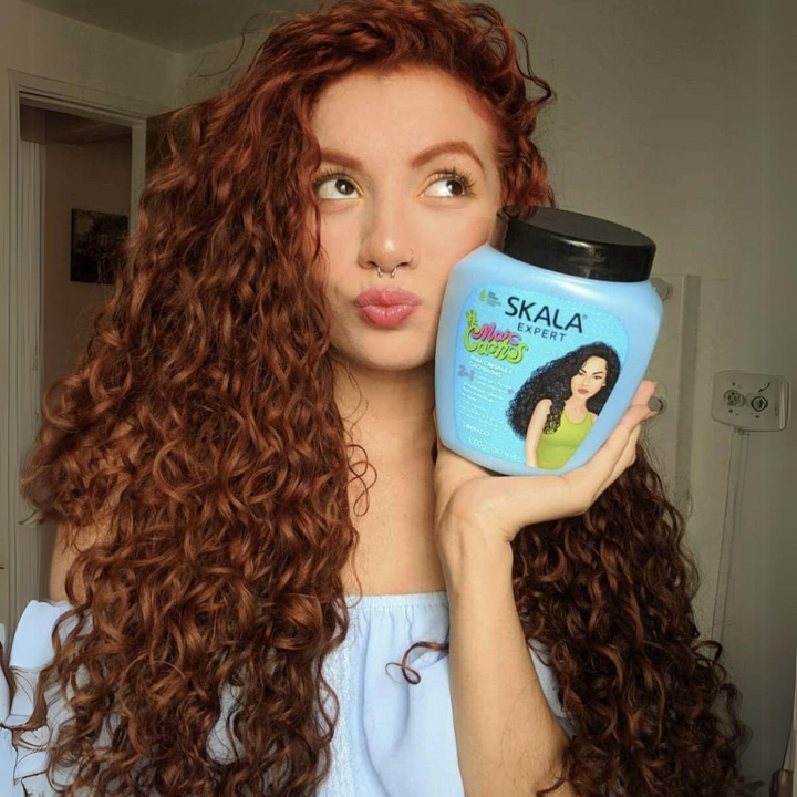 "Skala Expert Mais Cachos frizz control shampoo & conditioner
"